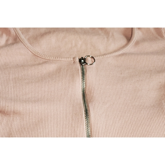 Pink ring pull zipper ribbed bodysuit - Picture 5 of 9
